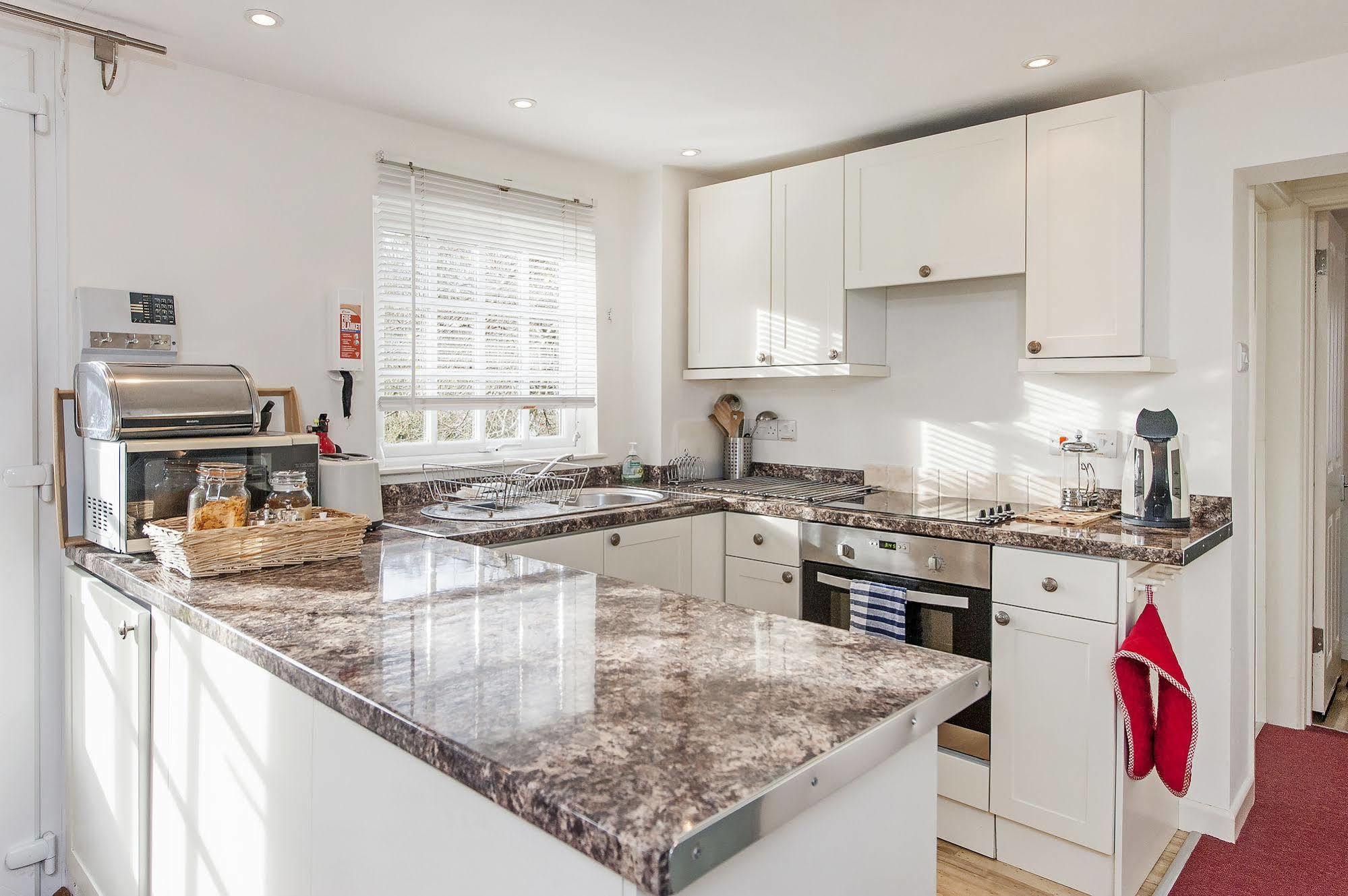 Apartamento Tucking Mill View- Self Catering Bath Exterior foto